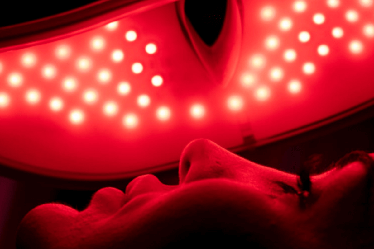 How to Use Infrared LED Light for Your Face: A Step-by-Step Guide to Glowing Skin - Kandyway